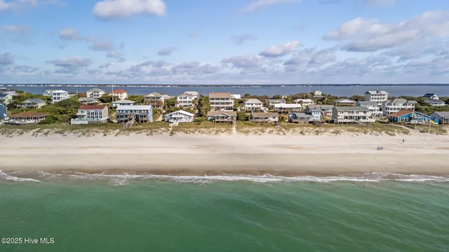 $2,950,000 | 1608 Ocean Drive, Emerald Isle, NC 28594