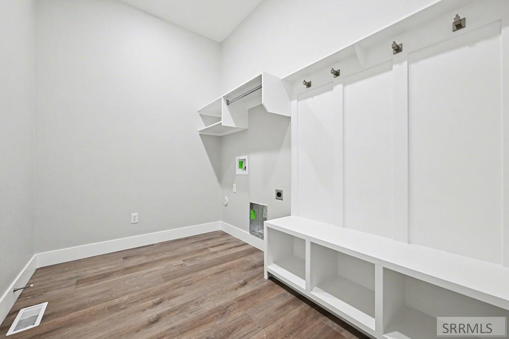 472 Spruce Way Rigby, ID 83442 - Photo 12 of 15 Laundry/Mud Room