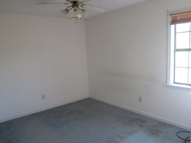 221 Bluebird Road Covington, TN 38019 - Photo 8 of 10 Gallery Image 8