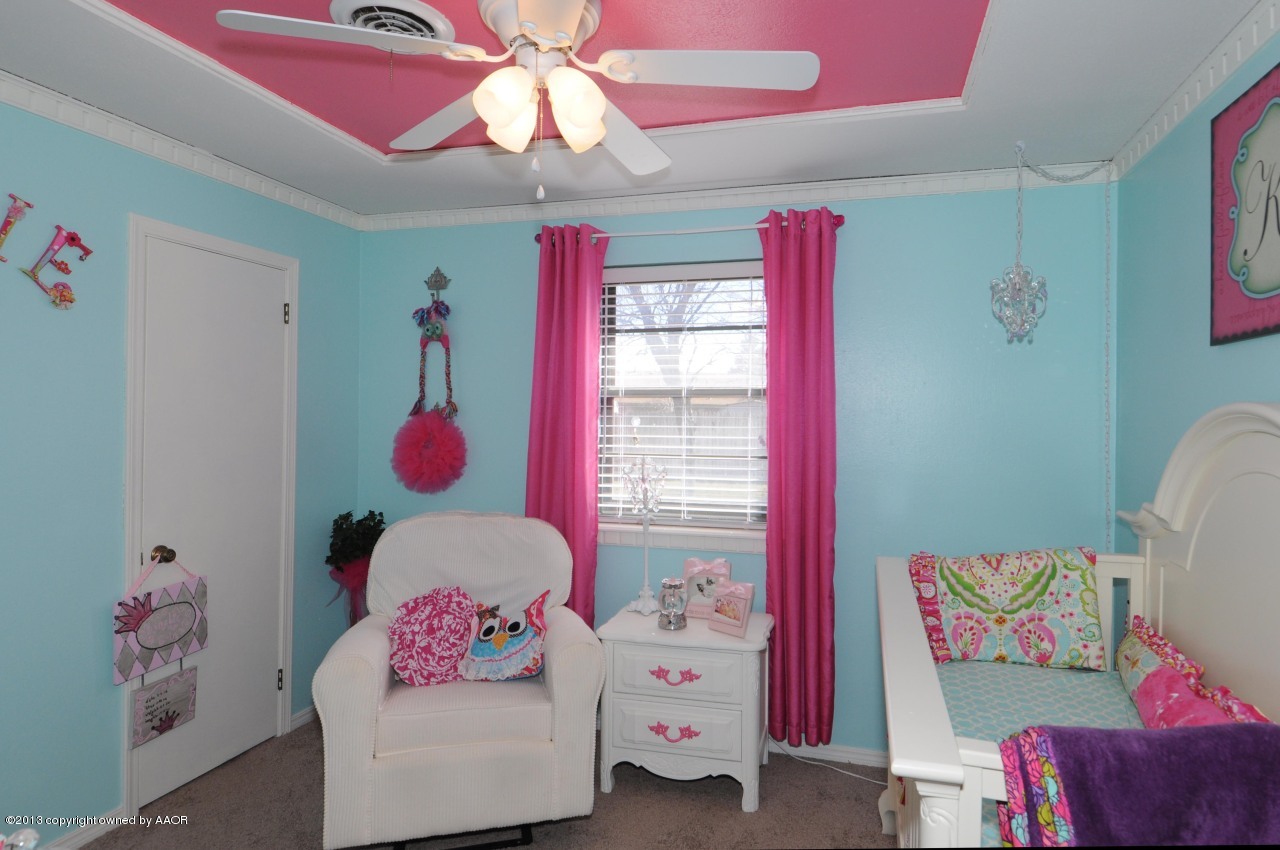 6705 Rochelle Lane Amarillo, TX 79109 - Photo 8 of 13 Bedroom 2