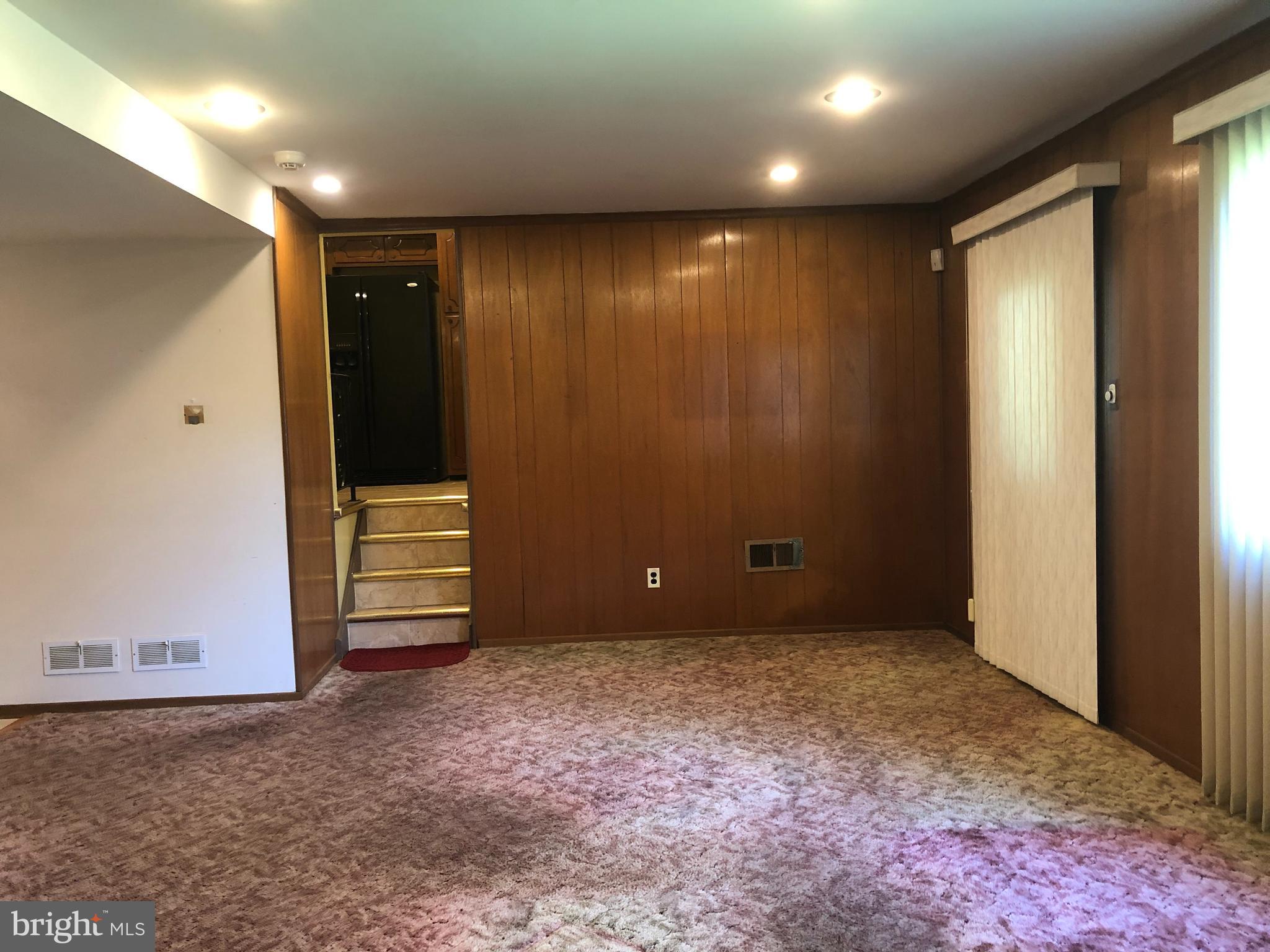8701 Autumn Road Philadelphia, PA 19115 - Photo 12 of 55 Family Room w/Recessed Lights