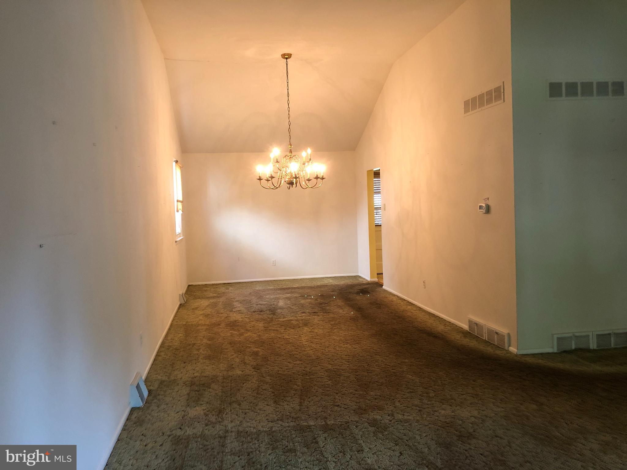 8701 Autumn Road Philadelphia, PA 19115 - Photo 20 of 55 Large Formal Dining Room