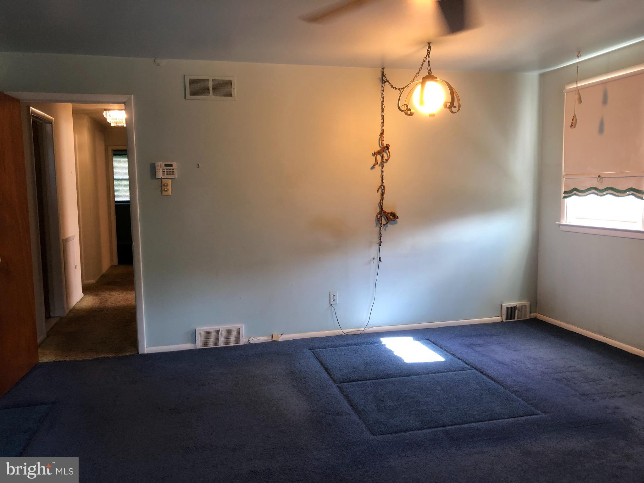 8701 Autumn Road Philadelphia, PA 19115 - Photo 29 of 55 Large Primary Bedroom