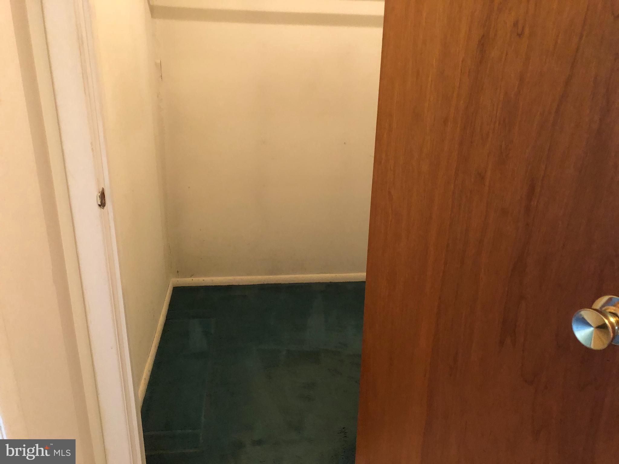 8701 Autumn Road Philadelphia, PA 19115 - Photo 36 of 55 Walk-in Closet