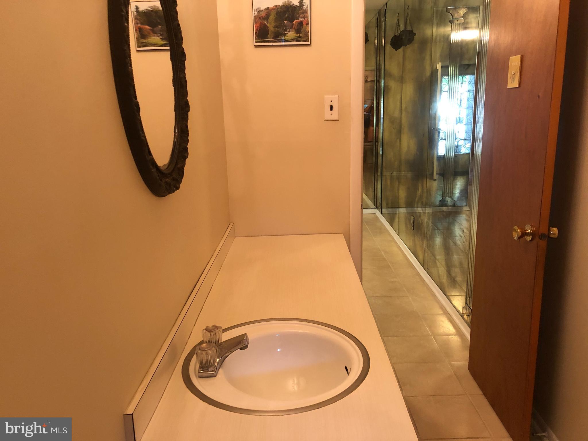 8701 Autumn Road Philadelphia, PA 19115 - Photo 9 of 55 1st Floor Powder Room