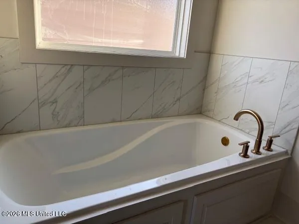 $375,000 | 436 Baleigh Way, Canton, MS 39046