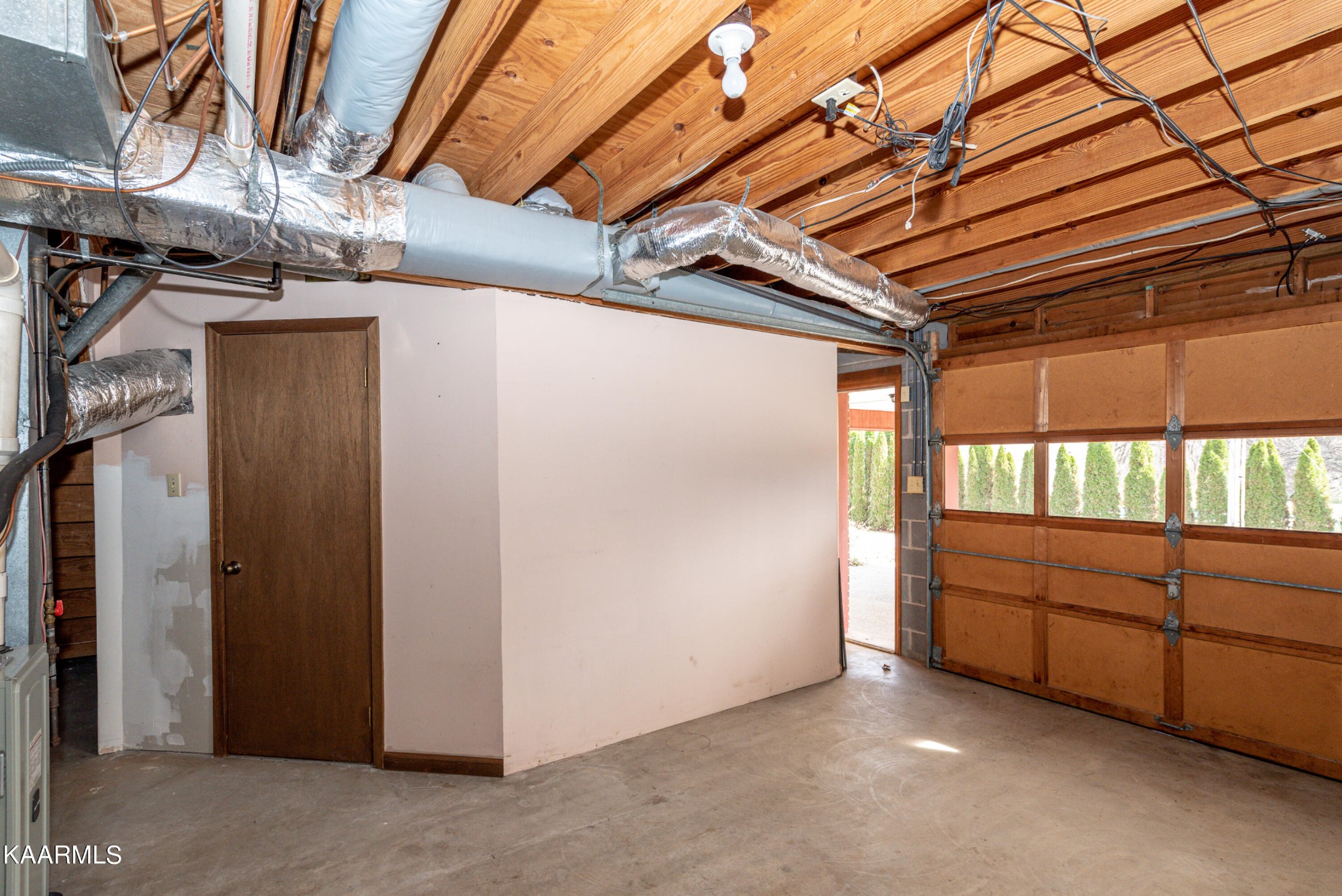 913 Mt Lebanon Road Maryville, TN 37804 - Photo 27 of 33 a view of a room with wooden walls