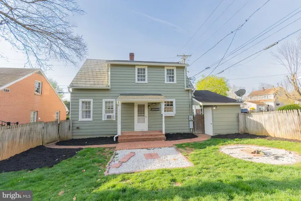 $279,900 | 1104 West Race Street, Martinsburg, WV 25401