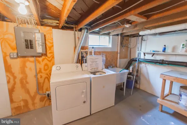 $279,900 | 1104 West Race Street, Martinsburg, WV 25401