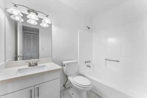 $240,000 | 7951 Southgate Boulevard, Unit F9, North Lauderdale, FL 33068