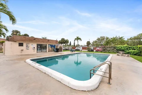 $240,000 | 7951 Southgate Boulevard, Unit F9, North Lauderdale, FL 33068