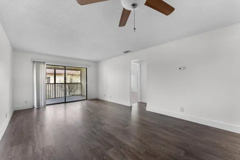 $240,000 | 7951 Southgate Boulevard, Unit F9, North Lauderdale, FL 33068