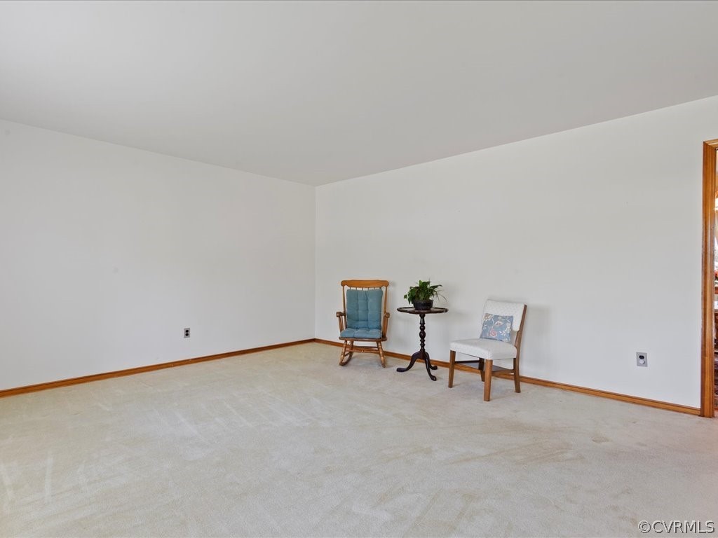 6401 Commander Road Richmond, VA 23224 - Photo 6 of 19 a view of a room with a table and chair
