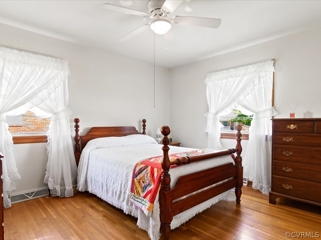 6401 Commander Road Richmond, VA 23224 - Photo 10 of 19 a bed room with a bed and a window