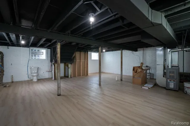 $185,000 | 163 Moss Street, Highland Park, MI 48203