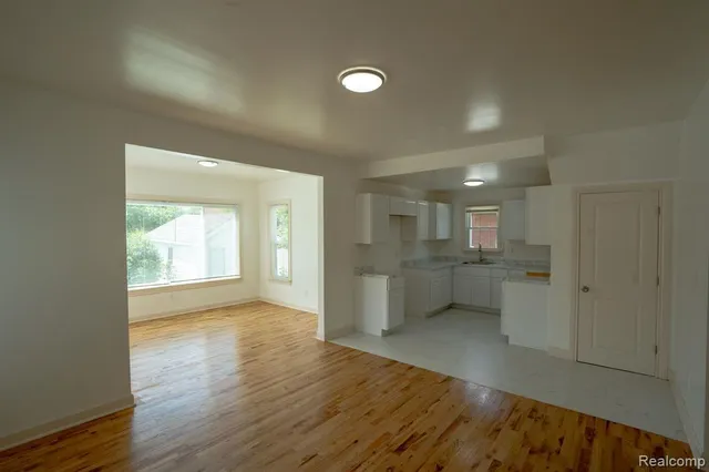 $185,000 | 163 Moss Street, Highland Park, MI 48203