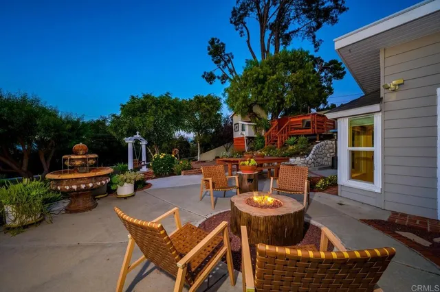 $899,000 | 2469 East Mission Road, Fallbrook, CA 92028