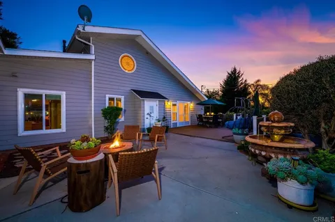 $899,000 | 2469 East Mission Road, Fallbrook, CA 92028