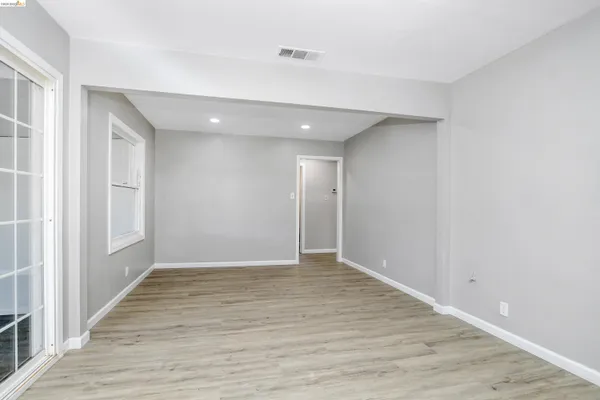 $494,000 | 120 Hillcrest Avenue, Pittsburg, CA 94565