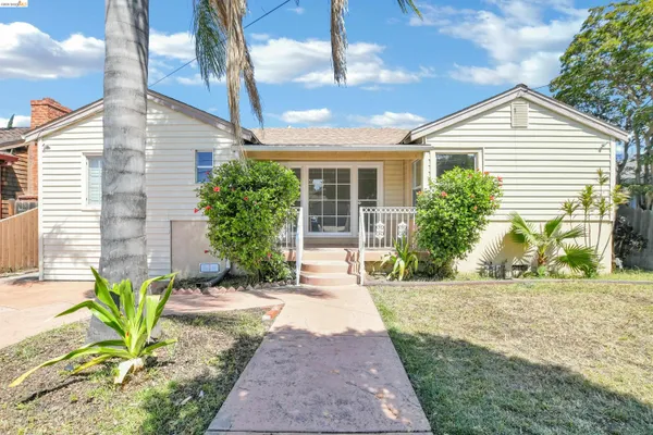 $494,000 | 120 Hillcrest Avenue, Pittsburg, CA 94565