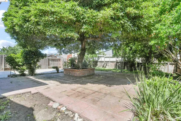 $494,000 | 120 Hillcrest Avenue, Pittsburg, CA 94565