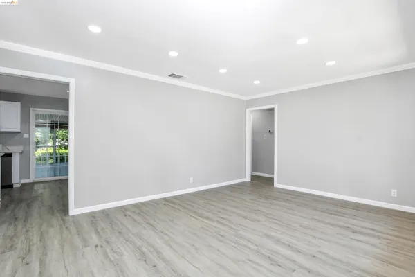 $494,000 | 120 Hillcrest Avenue, Pittsburg, CA 94565
