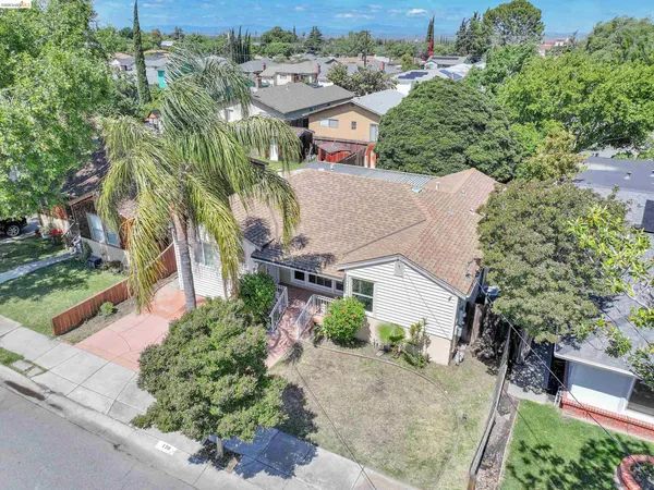 $494,000 | 120 Hillcrest Avenue, Pittsburg, CA 94565