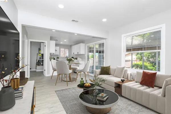 $494,000 | 120 Hillcrest Avenue, Pittsburg, CA 94565