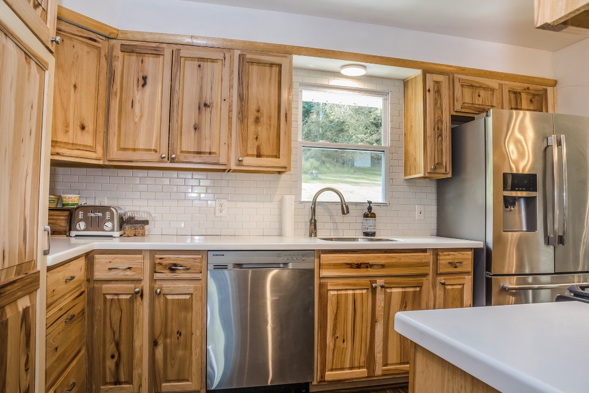 31 Hickory Road Binghamton, NY 13905 - Photo 12 of 28