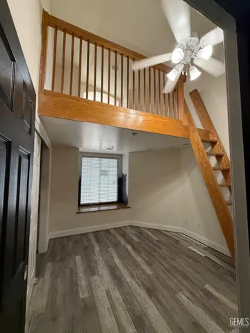 a view of an entryway