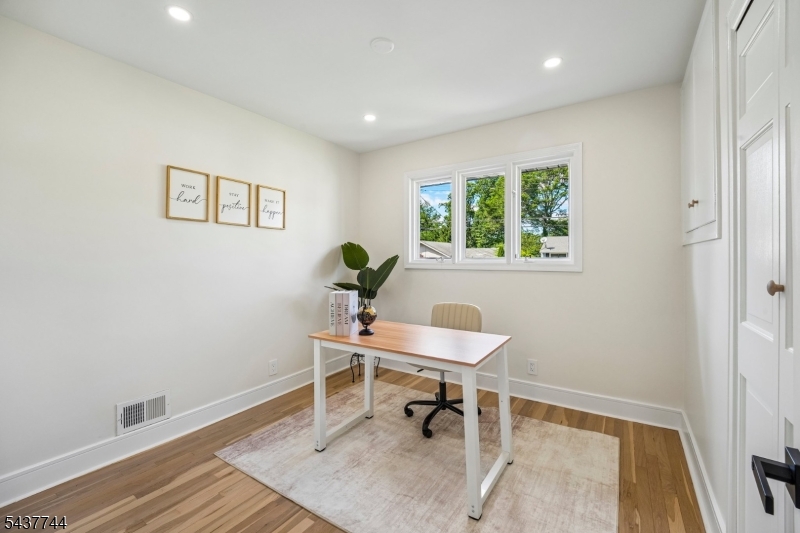 63 Westland Road Cedar Grove, NJ 07009 - Photo 10 of 40