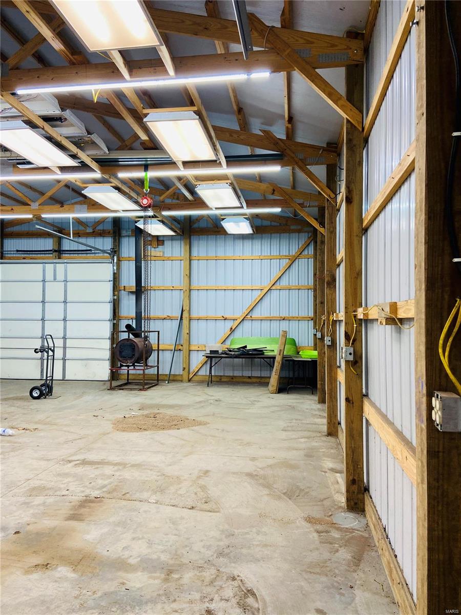 7981 Detour Road Bunker Hill, IL 62014 - Photo 29 of 37 Gallery Image 29
