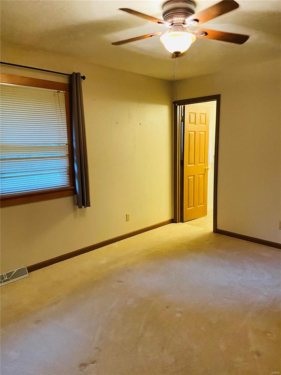 7981 Detour Road Bunker Hill, IL 62014 - Photo 10 of 37 Gallery Image 10