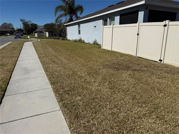 a view of house along with road