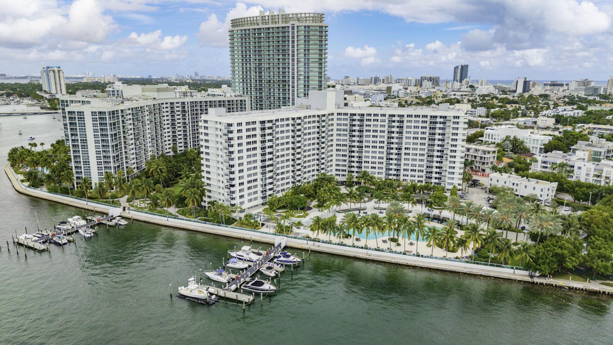 1500 Bay Road, Unit 1122S Miami Beach, FL 33139 - Photo 20 of 24 a view of a lake