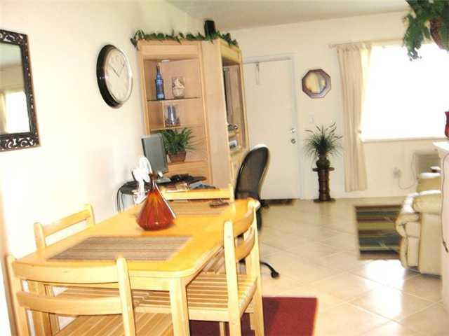 301 East McNab Road, Unit 102 Pompano Beach, FL 33060 - Photo 5 of 9 Dining Room