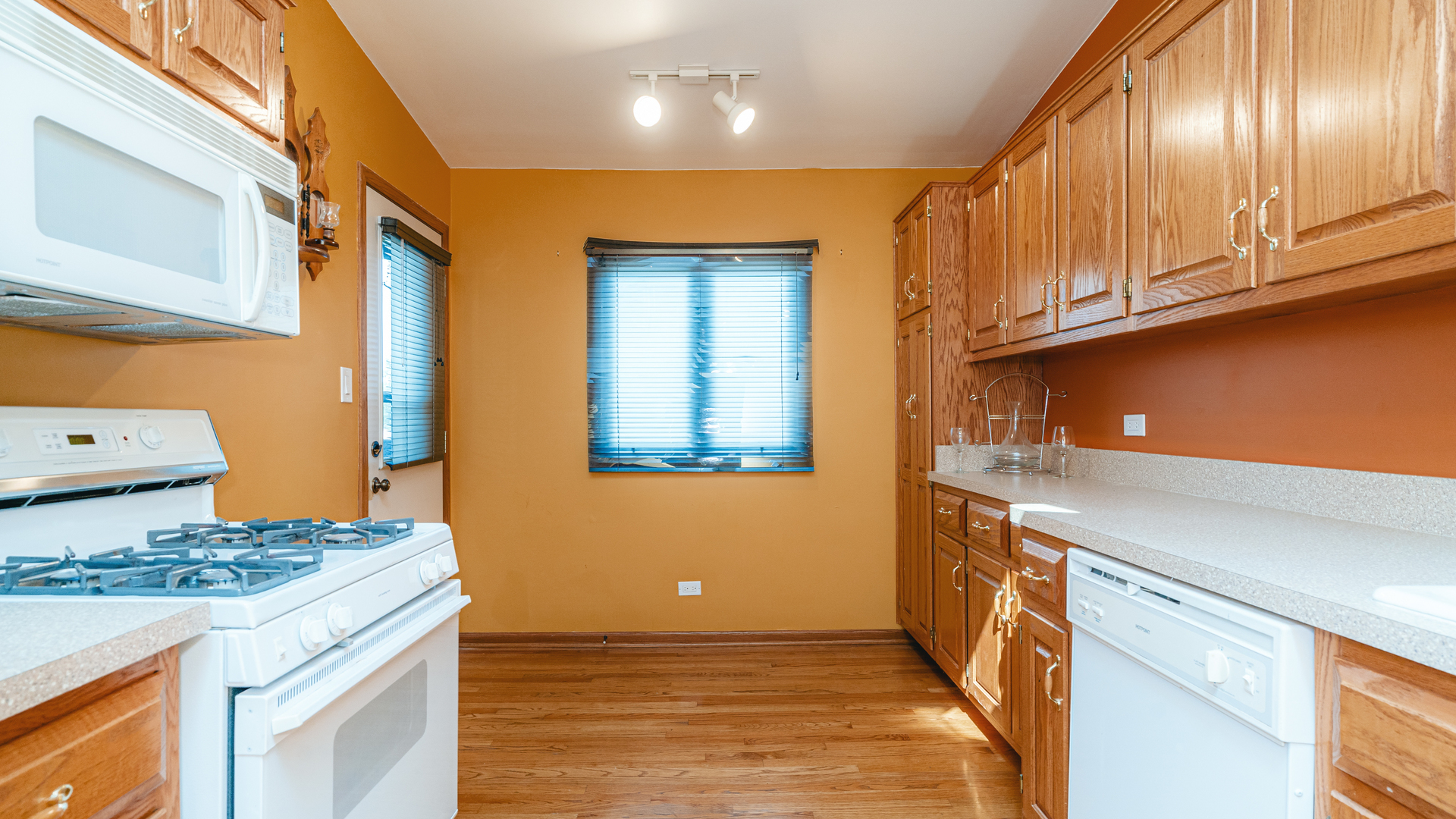 10620 Ridgeland Avenue, Unit 3D Chicago Ridge, IL 60415 - Photo 8 of 17