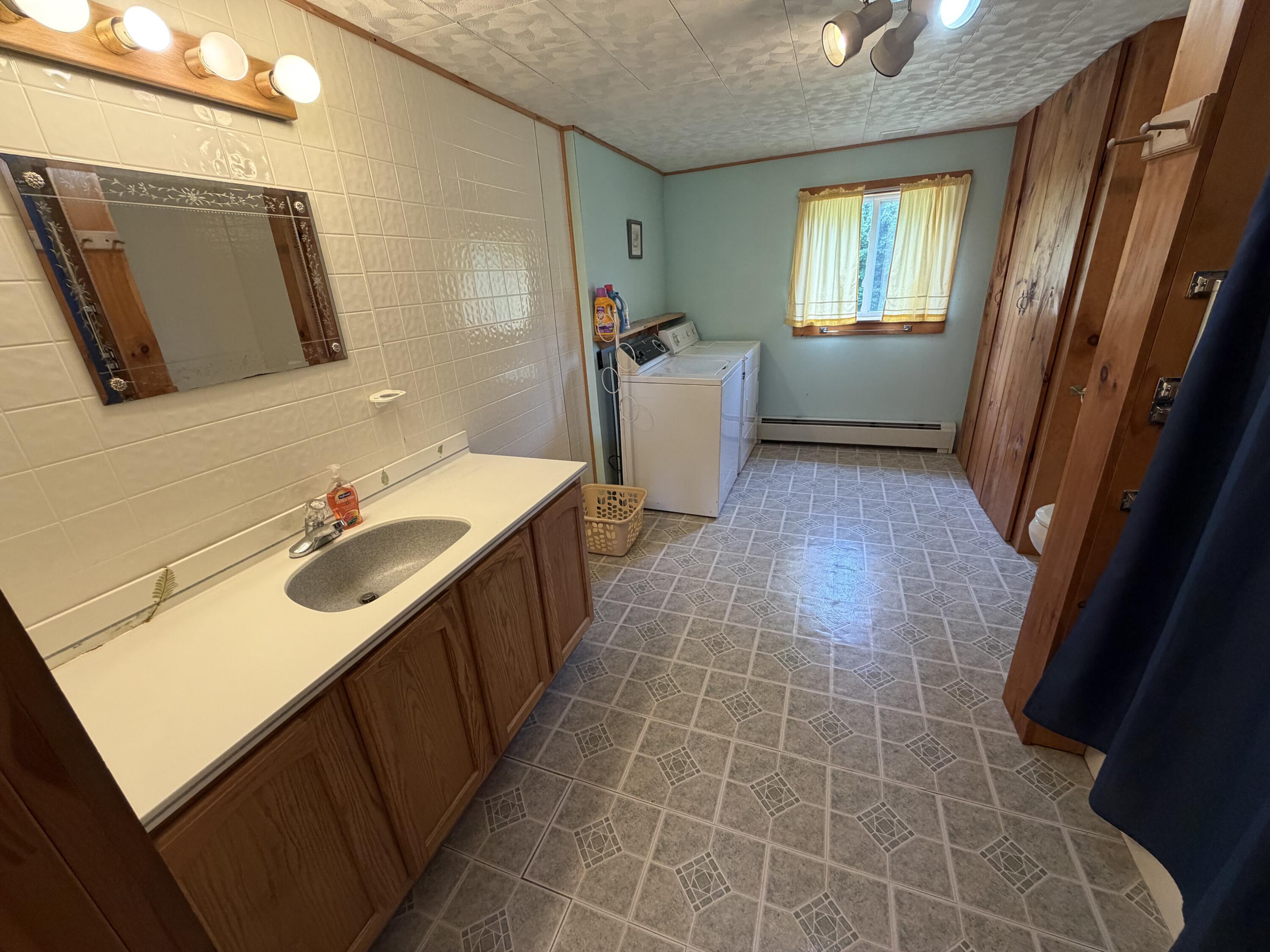 8 Steward Road Monson, ME 04464 - Photo 7 of 22 Full bathroom- 1st floor