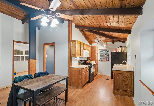 $198,500 | 1742 East Forest Lane, Owensville, MO 65066