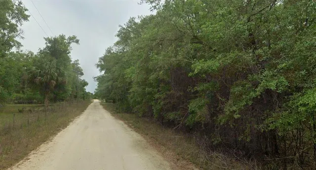 $69,999 | 8856 North Himalayas Point, Dunnellon, FL 34433