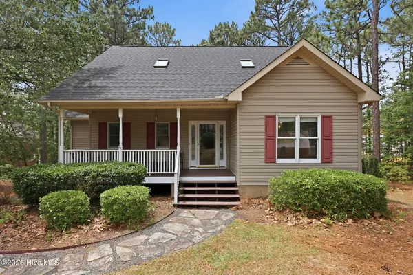 $449,000 | 340 Clearfield Lane, Southern Pines, NC 28387