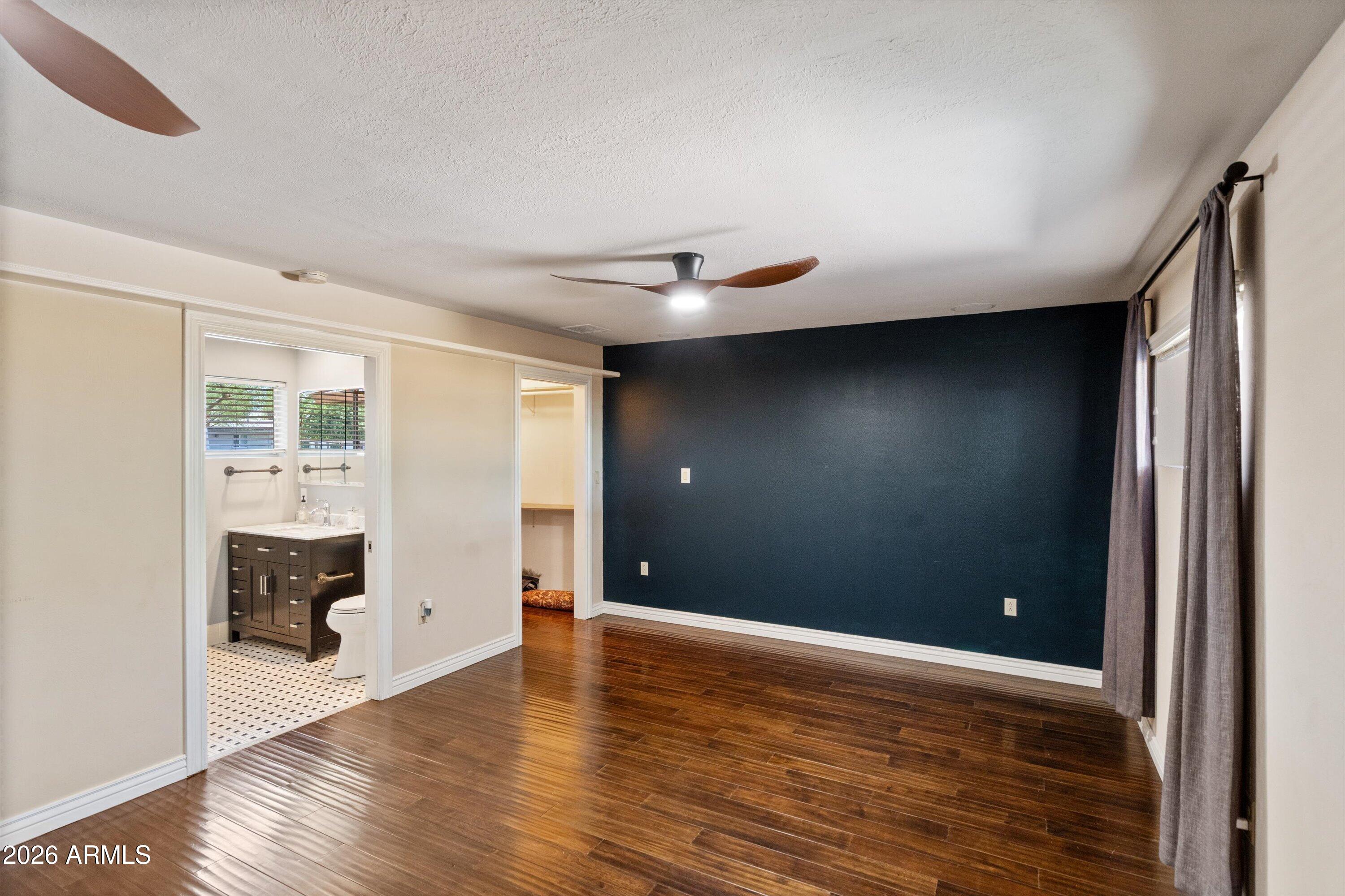5525 North 12th Street Phoenix, AZ 85014 - Photo 19 of 59 30-Primary Bedroom 1