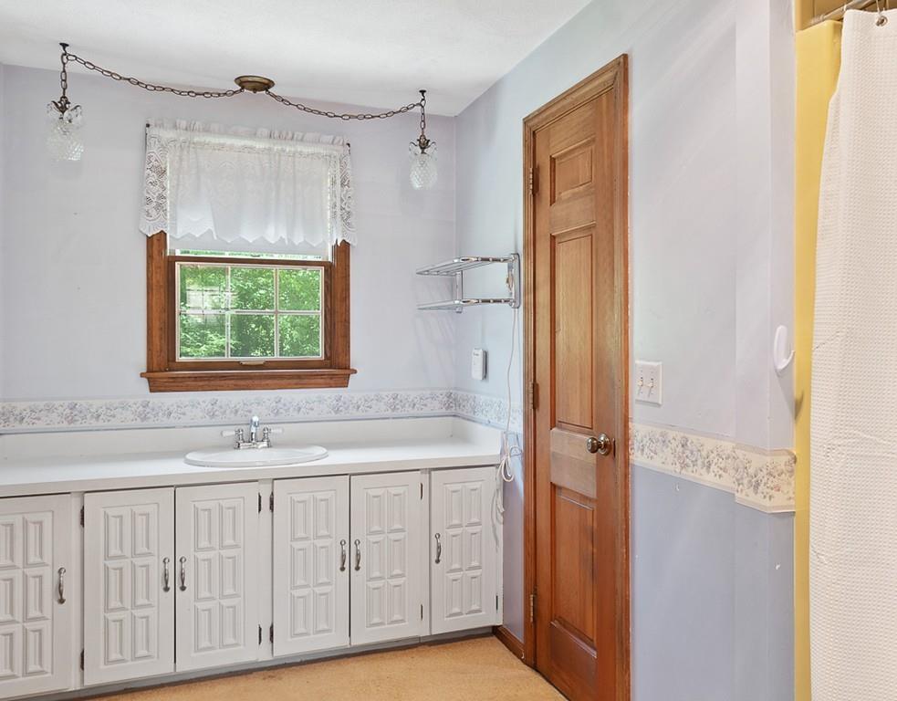 152 Springs Road Bedford, MA 01730 - Photo 19 of 32 Gallery Image 19