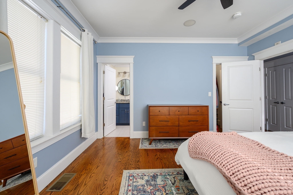 39 Coffey Street, Unit 2 Boston, MA 02122 - Photo 14 of 28