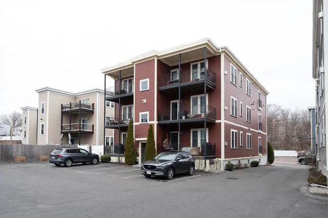 $4,900 | 39 Coffey Street, Unit 2, Boston, MA 02122