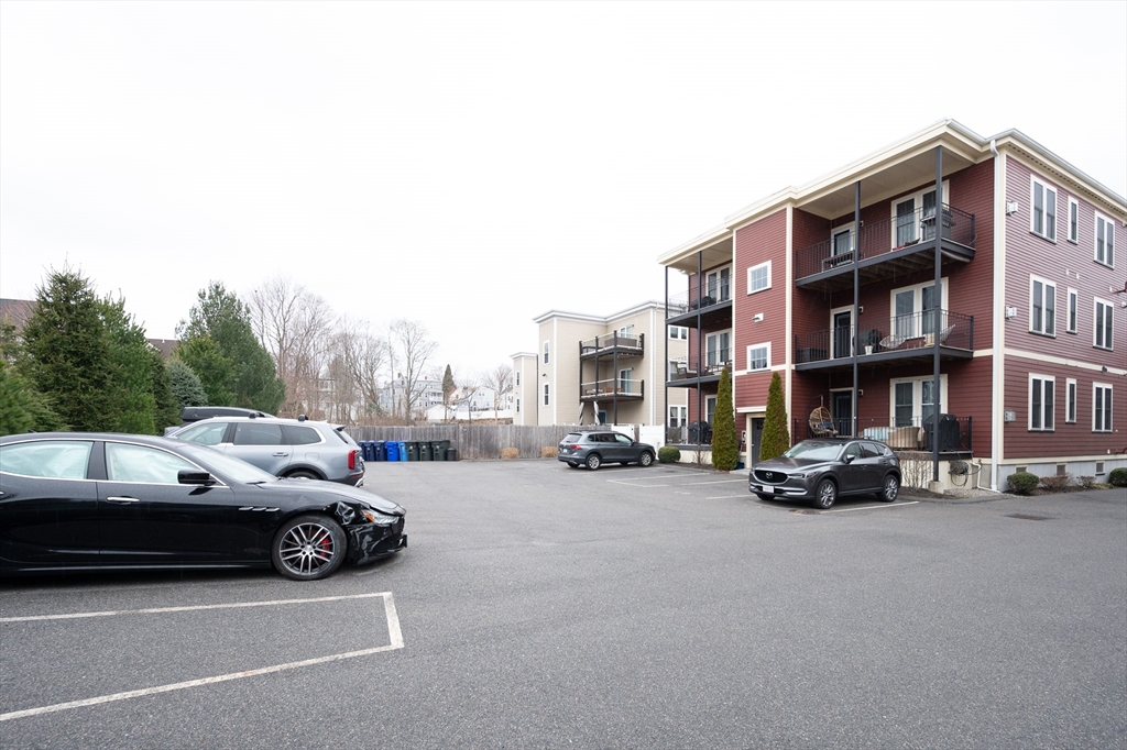 39 Coffey Street, Unit 2 Boston, MA 02122 - Photo 27 of 28