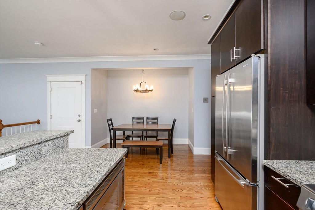 39 Coffey Street, Unit 2 Boston, MA 02122 - Photo 4 of 28