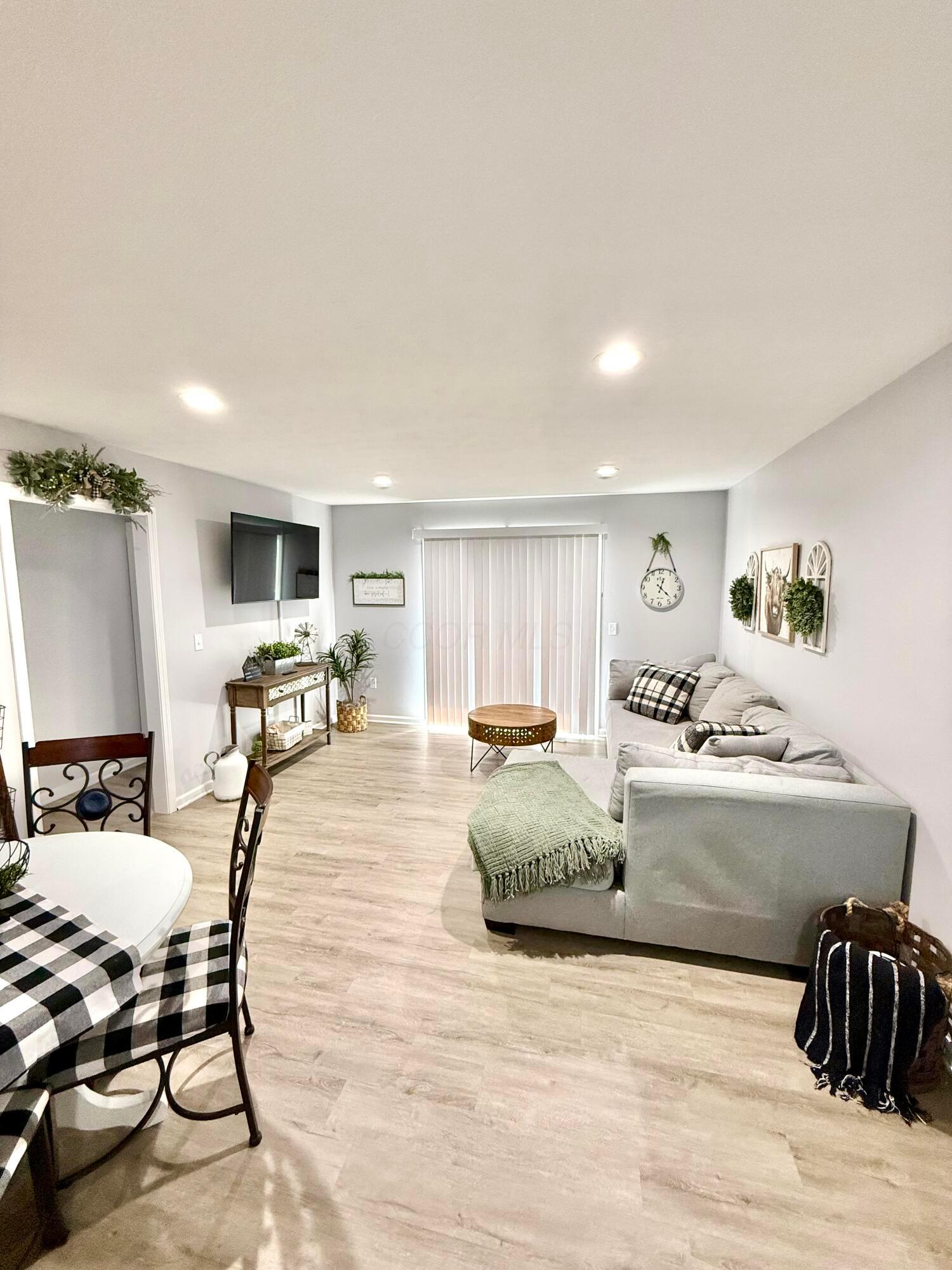 2275 North Cable Road, Unit 164 Lima, OH 45805 - Photo 1 of 30 4