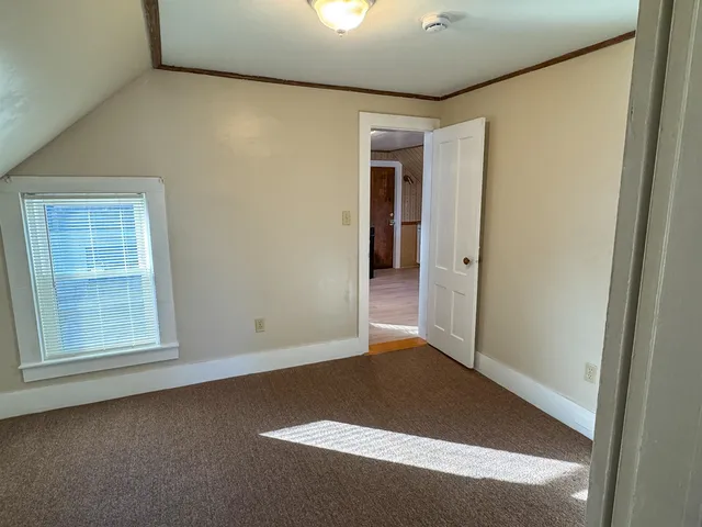 $1,700 | 334 Elm Street, Unit 2, Keene, NH 03431