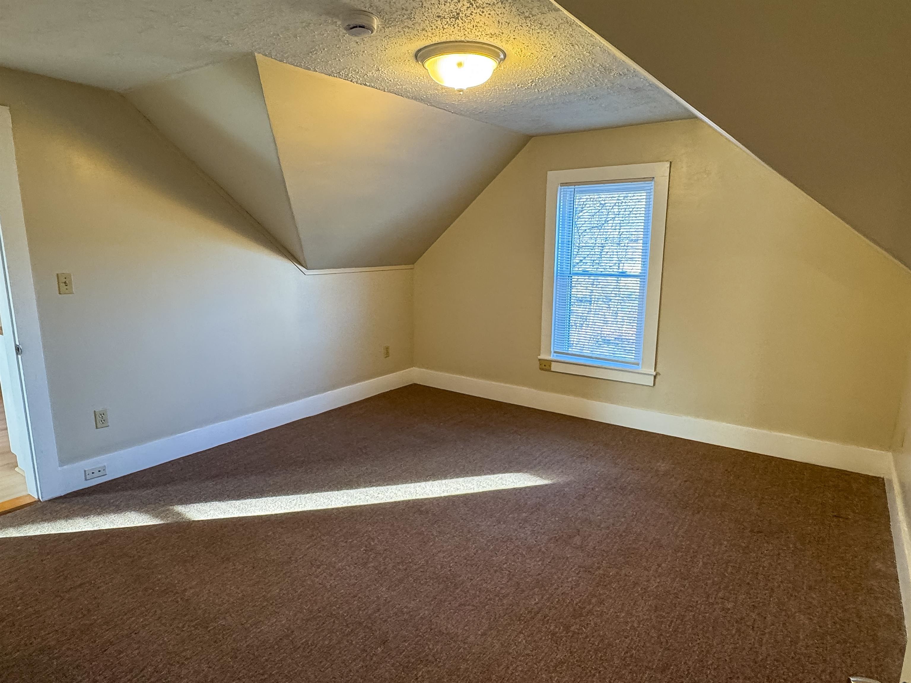 334 Elm Street, Unit 2 Keene, NH 03431 - Photo 13 of 23